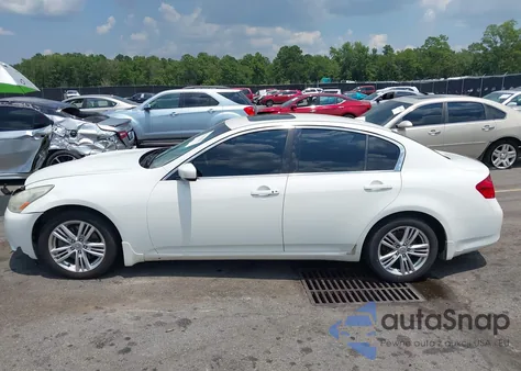 2012 Infiniti G37 Journey z USA, uszkodzony, nr VIN JN1CV6AP5CM934684